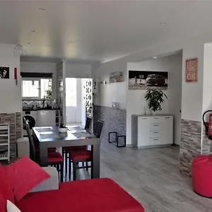 Albufeirasun, Arrive As A Guest Leave As A Friend. Apartamento Albufeira